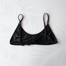 Carica l&#39;immagine nel visualizzatore Galleria, RAVELLO Bandeau Bikini Top with Straps in Nero
