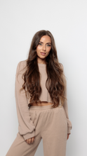 Lade das Bild in den Galerie-Viewer, CAPRI crop top &quot;BEIGE&quot;
