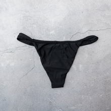 Load image into Gallery viewer, LEVANZO Ruched Bikini Bottom in Nero
