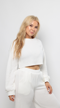 Lade das Bild in den Galerie-Viewer, CAPRI crop top &quot;WHITE&quot;
