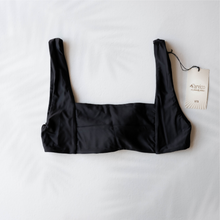 Lade das Bild in den Galerie-Viewer, TROPEA Crop Bikini Top in Nero
